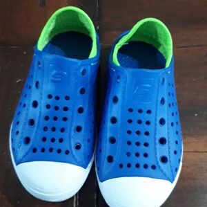 Skechers toddler boys size 9